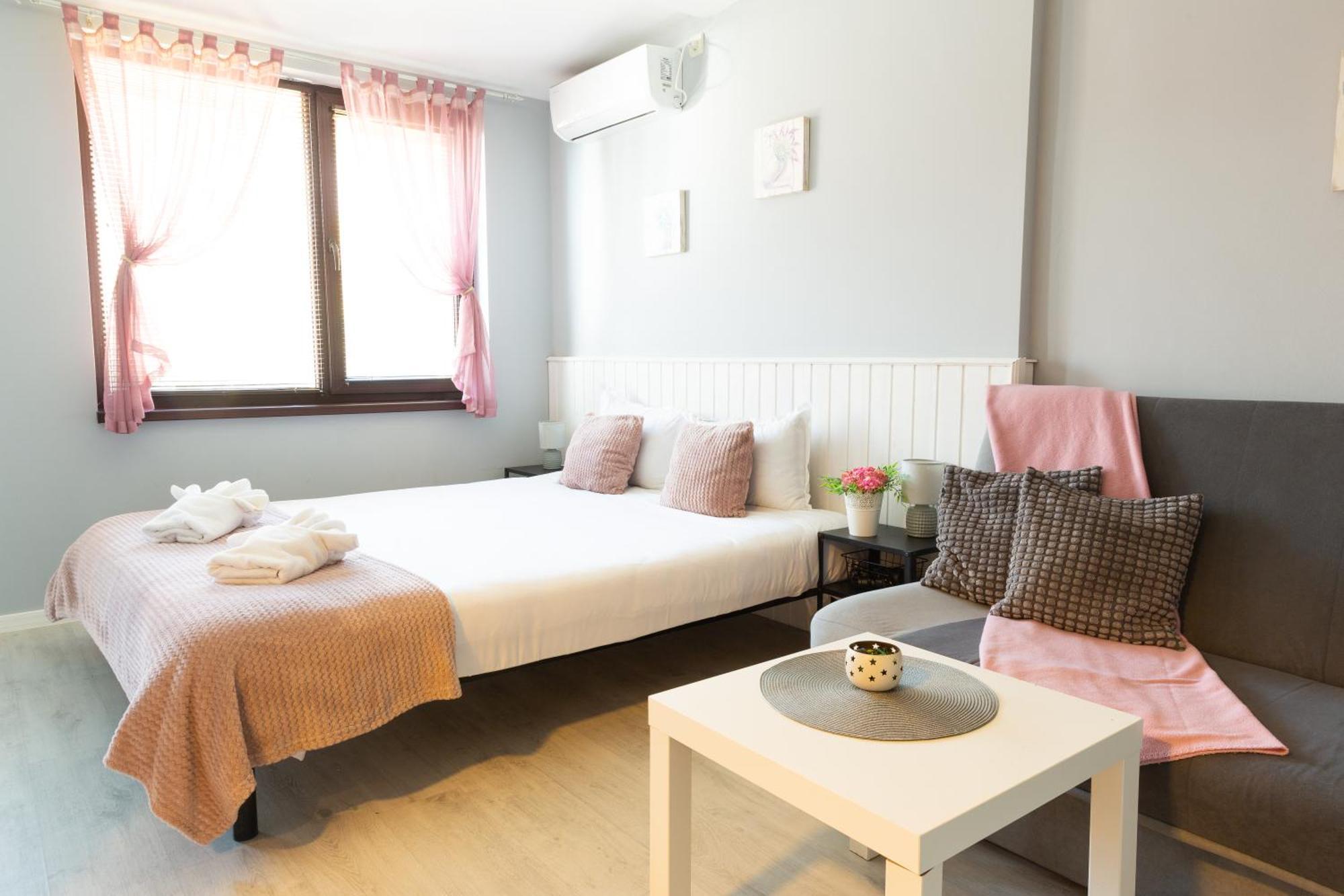 La Piazza Hotel Sjumen Eksteriør billede