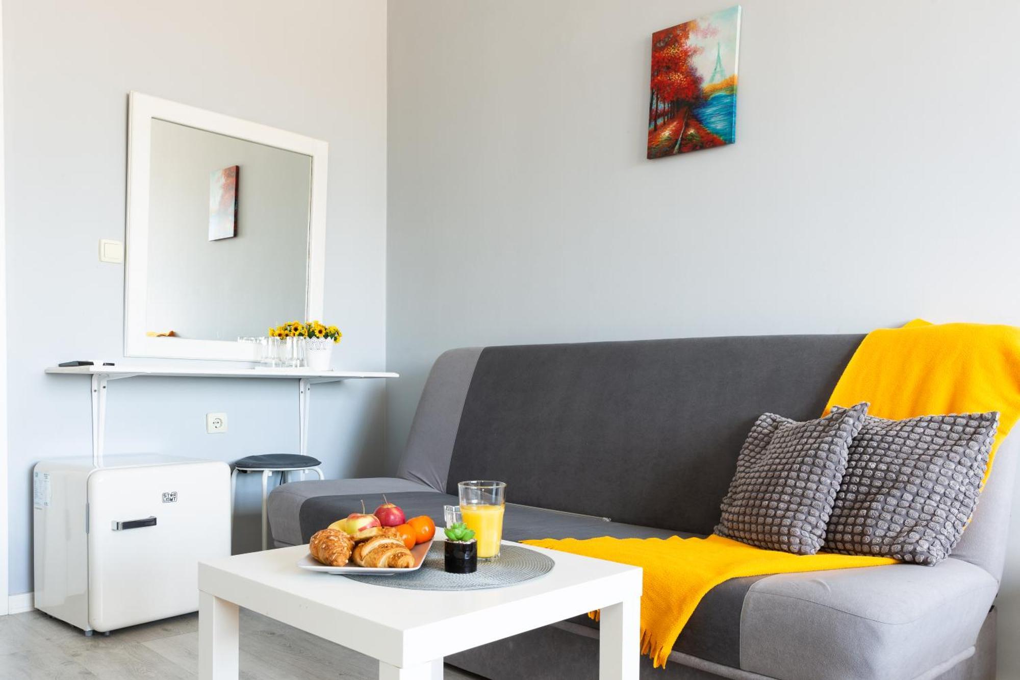 La Piazza Hotel Sjumen Eksteriør billede