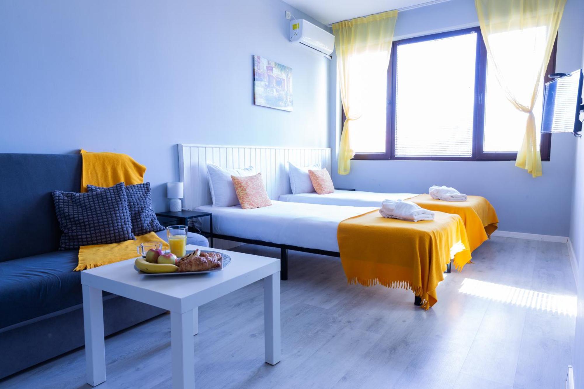 La Piazza Hotel Sjumen Eksteriør billede